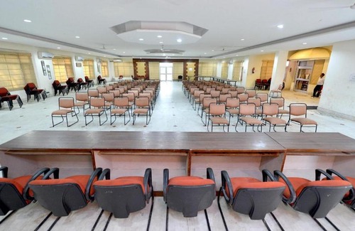 Bhiwani Hotel | Baya Tourist Resort