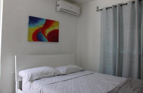 Minillas Apartment | Bayamon Metro City View