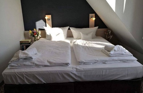 Stolpe Apartment | Bayard RE-12 - Cozy vacation apartment Remise Bayard RE-12 in an idyllic setting.