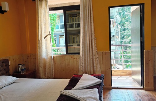 Turuk Bed & Breakfast | Bayaroo Stay Lamahatta