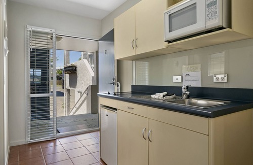 Taupo Hotel | Baycrest Lodge
