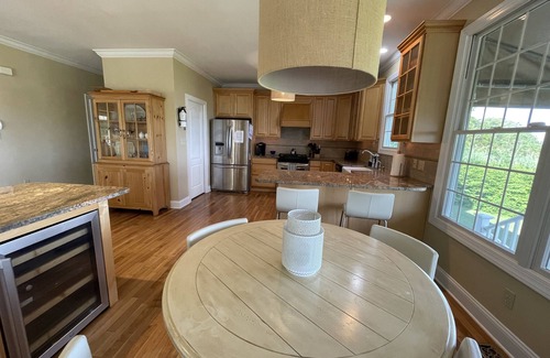 Somers Point House | BayDreaming-Bayview Home 5 minutes to Ocean City Beach