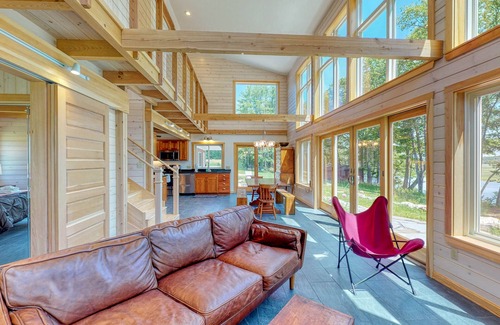 Bowdoinham House | Bayfront home with gorgeous water views, dock, outdoor patio, fireplace