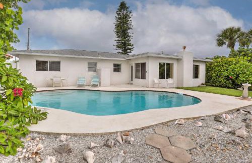 Belle Vista House | Bayfront St Pete Beach Home with Outdoor Pool!