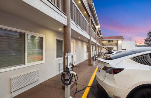 San Bruno Hotel | Bayhill Inn