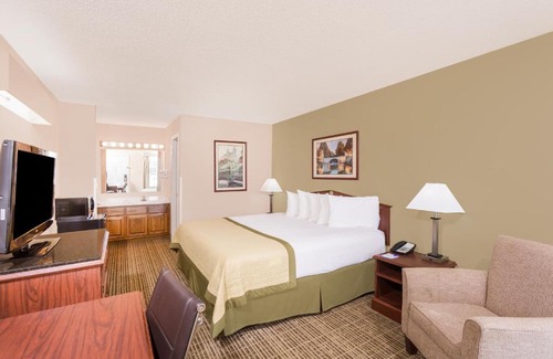 Albany Hotel | Baymont by Wyndham Albany at Albany Mall