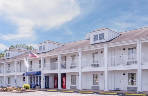 Albany Hotel | Baymont by Wyndham Albany at Albany Mall