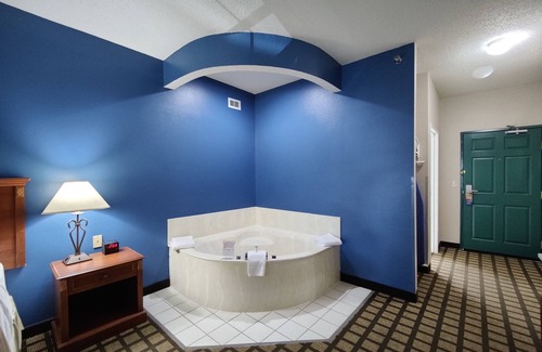 Albany Hotel | Baymont by Wyndham Albany
