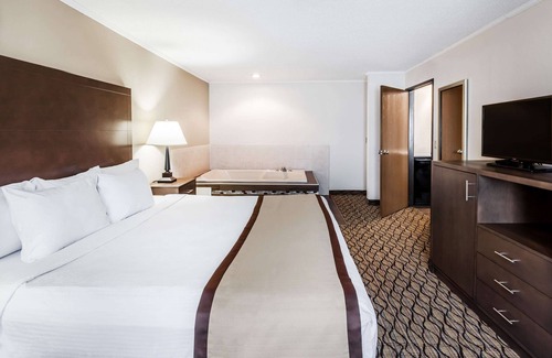Auburn Hotel | Baymont by Wyndham Auburn