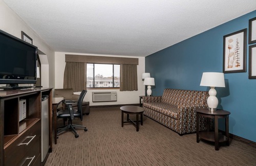 Richfield Hotel | Baymont by Wyndham Bloomington MSP Airport