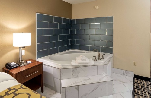 Caddo Valley Hotel | Baymont by Wyndham Caddo Valley/Arkadelphia