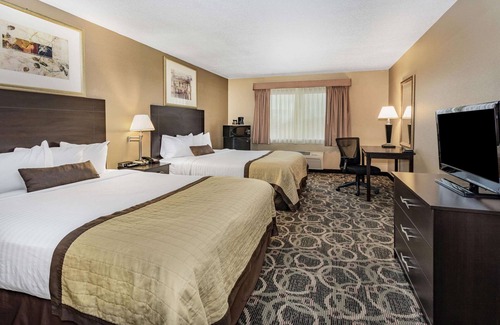 Evansville Hotel | Baymont by Wyndham Casper East