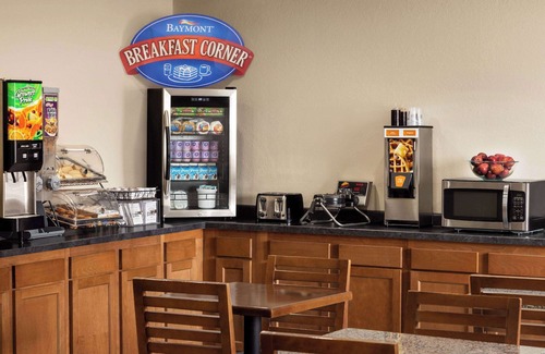 Southwest Area Hotel | Baymont by Wyndham Cedar Rapids