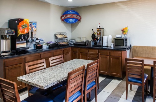 Southwest Area Hotel | Baymont by Wyndham Cedar Rapids