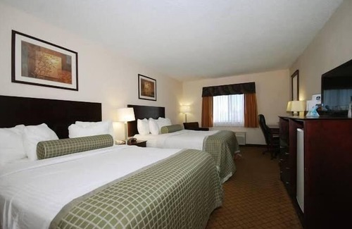 Delaware Hotel | Baymont by Wyndham Delaware