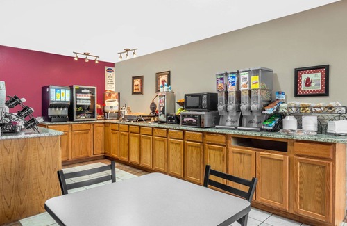 Enid Hotel | Baymont by Wyndham Enid