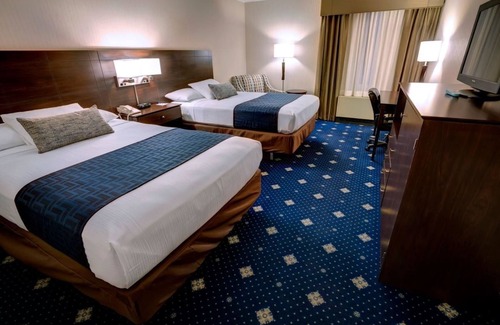 Conning Towers Nautilus Park Hotel | Baymont by Wyndham Groton/Mystic