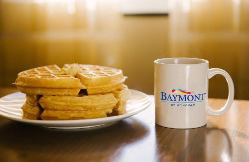 Kent Hotel | Baymont by Wyndham Kent - Seattle