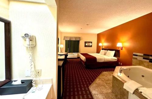 Mason Hotel | Baymont by Wyndham Mason