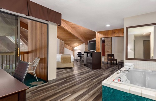 Monroe Hotel | Baymont by Wyndham Monroe