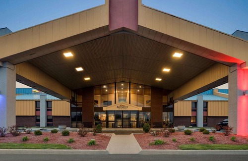 Muncie Hotel | Baymont by Wyndham Muncie Near Ball State University