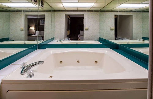 Northwood Hotel | Baymont by Wyndham Northwood