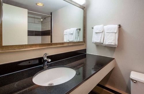 Northwood Hotel | Baymont by Wyndham Northwood