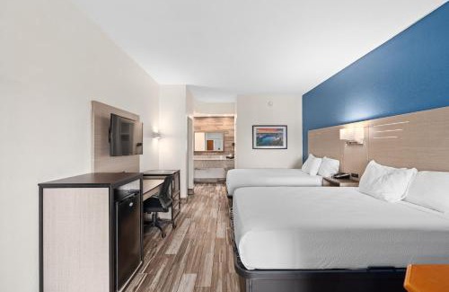 West Colonial Hotel | Baymont by Wyndham Orlando Downtown