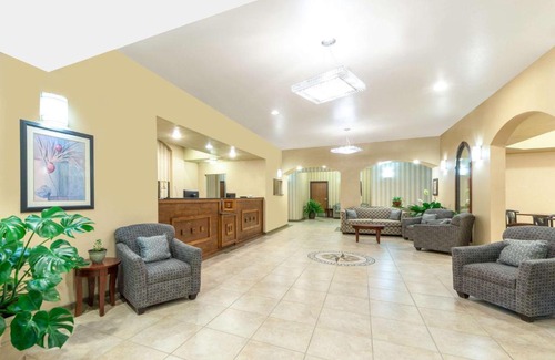 Perryton Hotel | Baymont by Wyndham Perryton