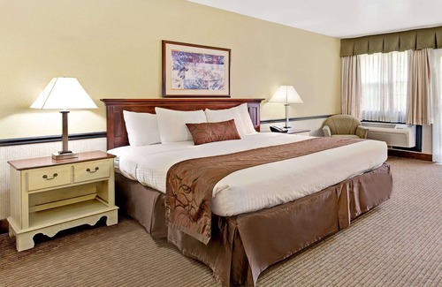 Provo Hotel | Baymont by Wyndham Provo River