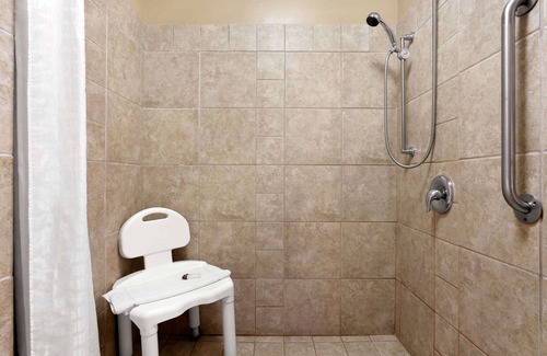 Sioux Falls Hotel | Baymont by Wyndham Sioux Falls West (67058) Sioux/Near Airport