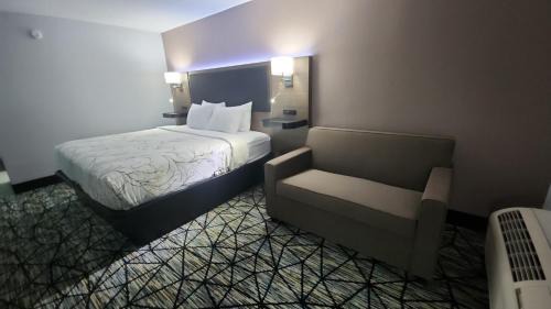 Roseland Hotel | Baymont by Wyndham South Bend Near Notre Dame