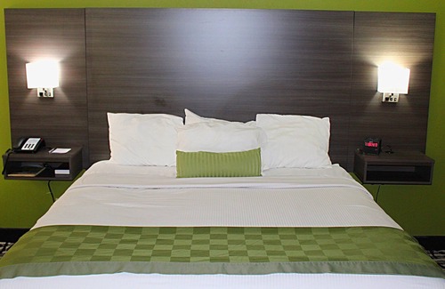 Springfield Hotel | Baymont by Wyndham Springfield