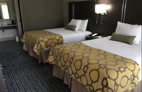 Topeka Hotel | Baymont by Wyndham Topeka