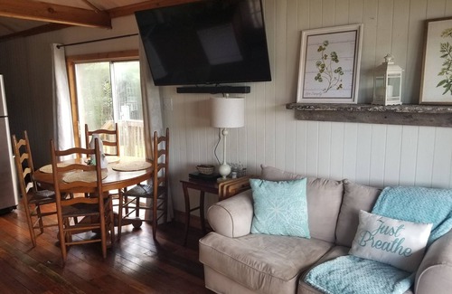 Maurepas Cabin | Bayou Breeze Bungalow