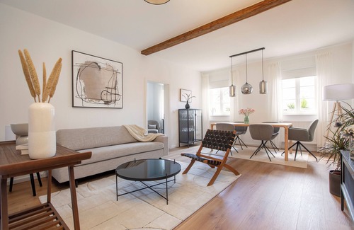 Bayreuth Apartment | Bayreuthome Tasteful apartment in Bayreuth's pedestrian zone