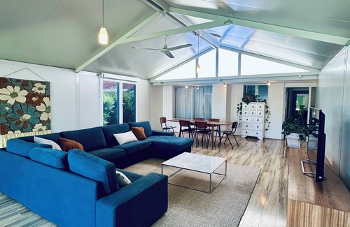 Shoalwater House | Bayside Beach Retreat - Rockingham