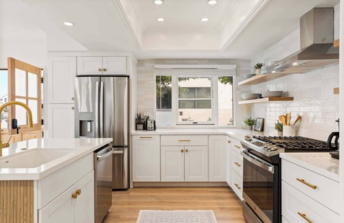West Newport House | Bayside Getaway – Waterfront!