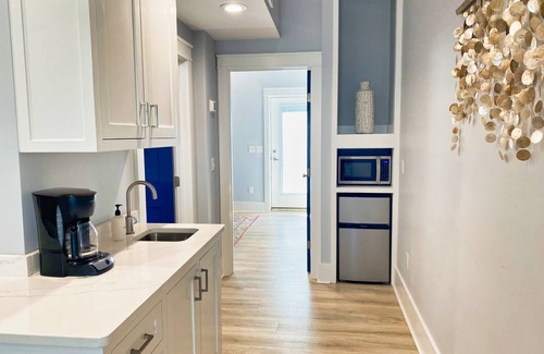 Cape Charles Condo | Bayside Getaways Crab Crib | Chesapeake Properties