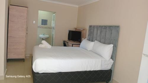 Isipingo Apartment | BAYSIDE Hotel & Self-catering ISIPINGO