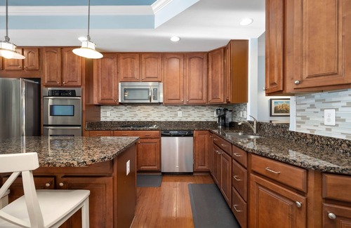 Bishopville Villa | Bayside Resort - 5 Bdrm/3.5 Bath w Backyard Pond - Pools Kayaks Beach Golf