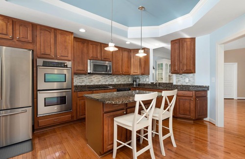 Bishopville Villa | Bayside Resort - 5 Bdrm/3.5 Bath w Backyard Pond - Pools Kayaks Beach Golf