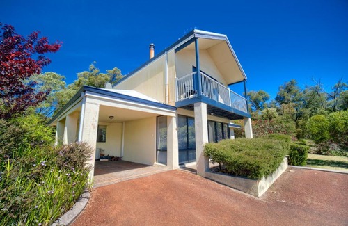 Walpole House | Bayside Villas