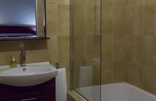 Bayswater House | Bayswater Lodge