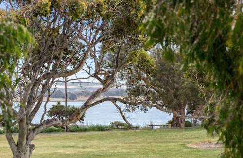 Queenscliff House | Bayti Retreat