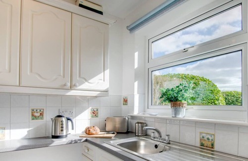 Oxwich Ski Chalet | Bayview Bungalow 351