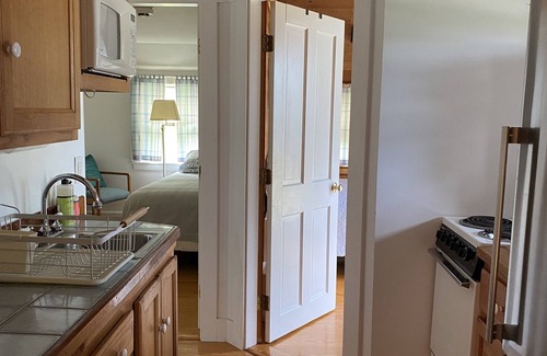 Gloucester Cottage | Bayview Guest Cottage