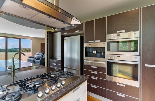 Paihia House | Bayview Panorama - Paihia Holiday Home