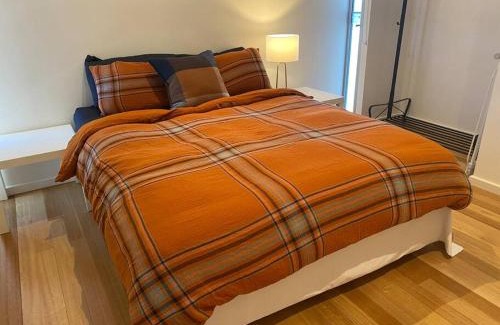North Beach House | Bayview Retreat - Esplanade home w wifi