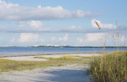 Fort Myers Beach House | Bayview Sunset Getaway A by Sun Palace Vacations